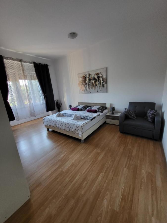 Rijeka Apartment With Free Parking And Large Balcony Esterno foto