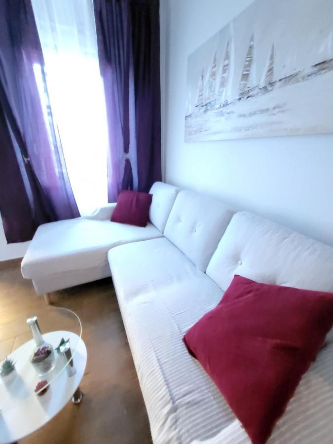 Rijeka Apartment With Free Parking And Large Balcony Esterno foto